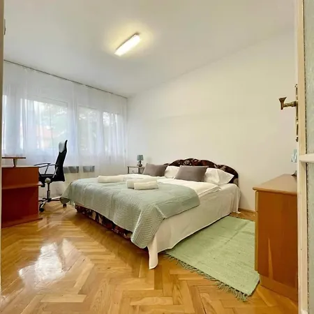 Pipacs Apartment Szegedin
